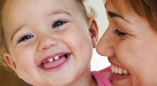 Hướng dẫn mẹ chăm sóc trẻ mọc răng đúng cách khoa học nhất