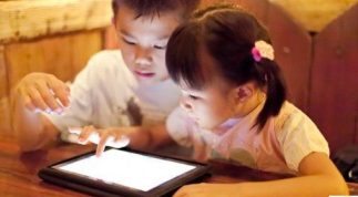 5 tác hại của việc cho trẻ chơi ipad thường xuyên cha mẹ nên biết